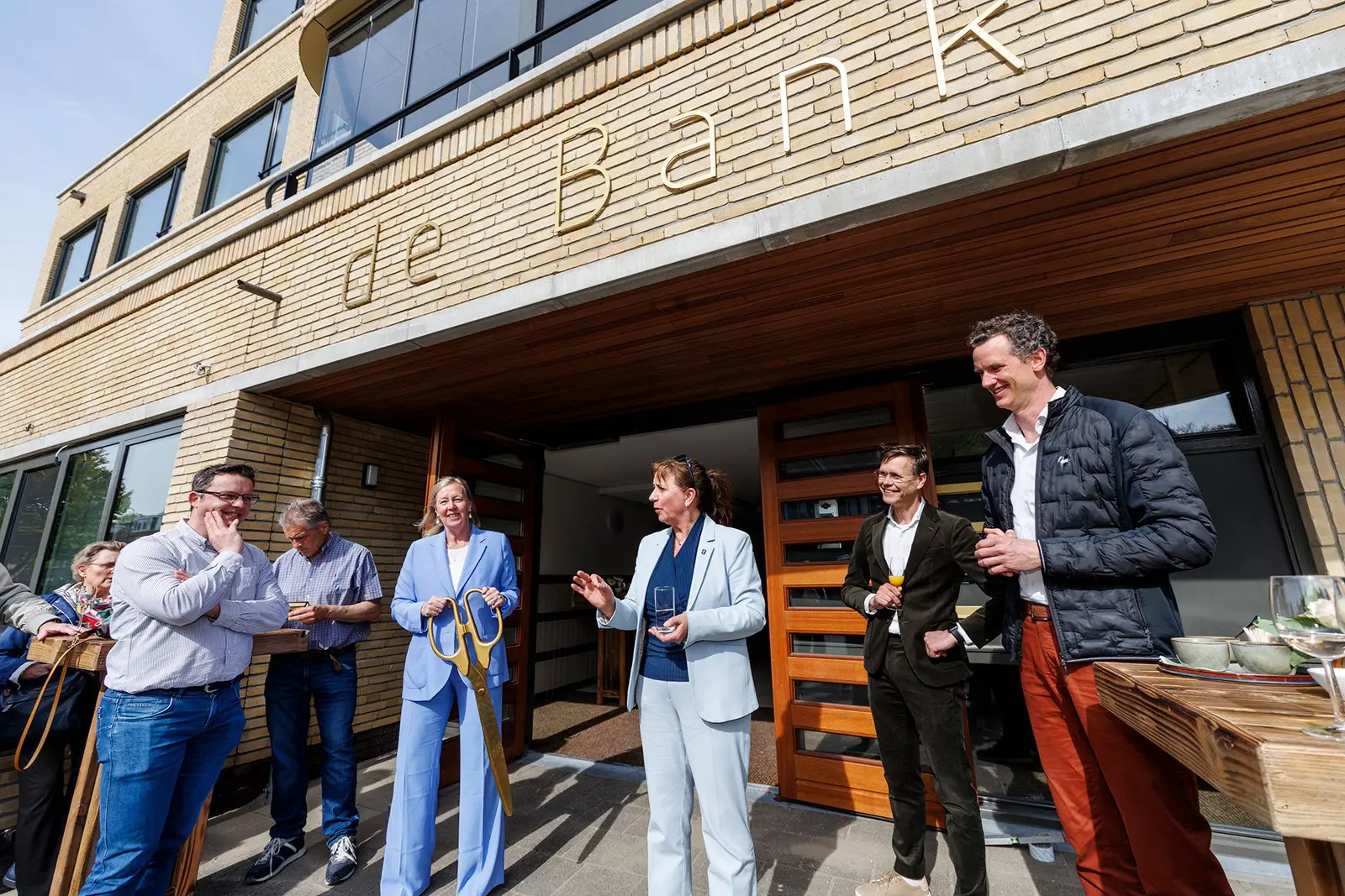 6e612664-d101-4144-af9c-b21ce6f0a82f